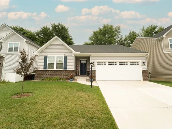 280 Warm Springs Dr, Fairborn, OH 45324