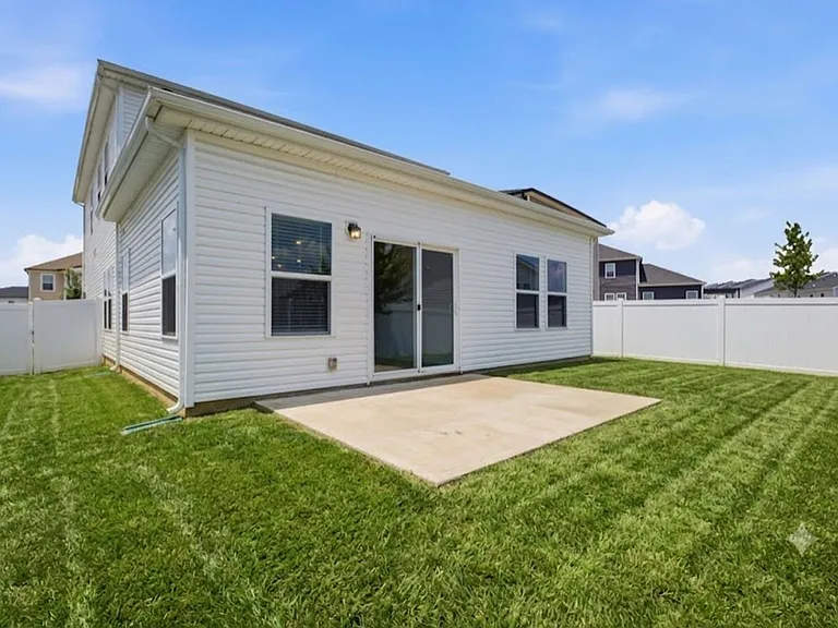 4375 Skyridge Dr — Photo 32