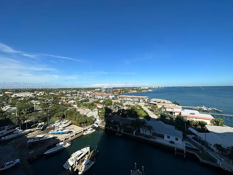 2650 Lake Shore Dr #1001 — Photo 33