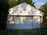 4th image of 309 N Poplar St
