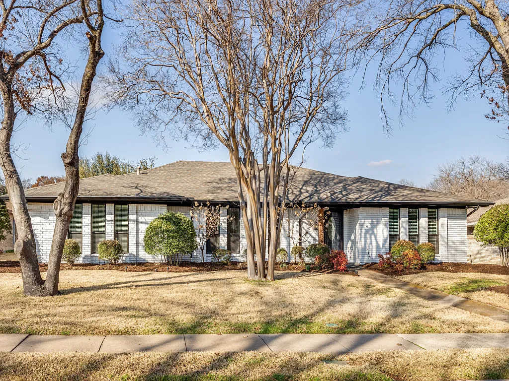 2409 Regal Rd — Photo 1