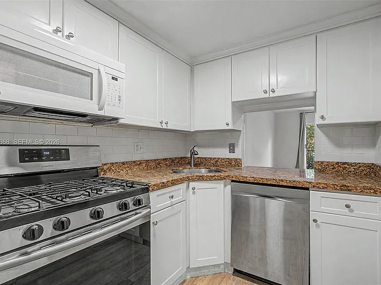 6709 N Kendall Dr #223 — Photo 10