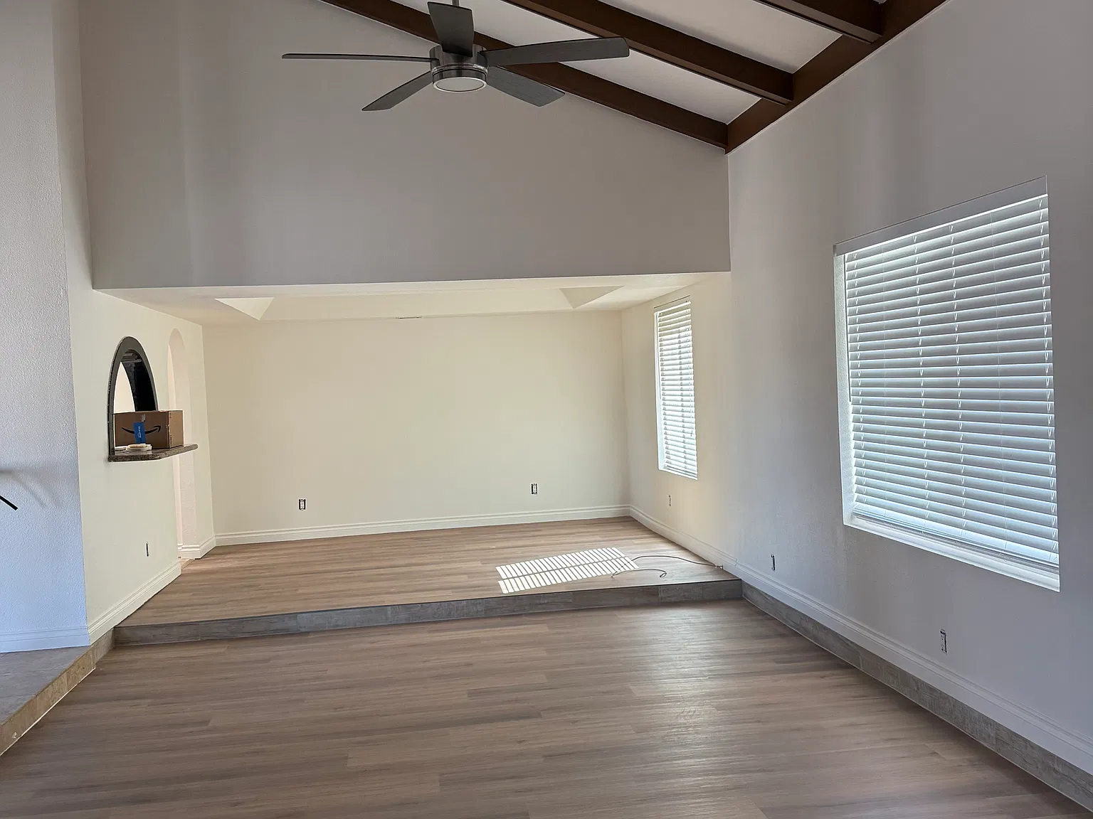 3 bed, 2486 sqft, $2,400 — Photo 3
