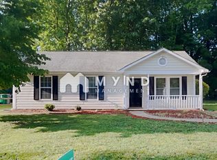 6209 Easter Ln, Charlotte, NC 28208