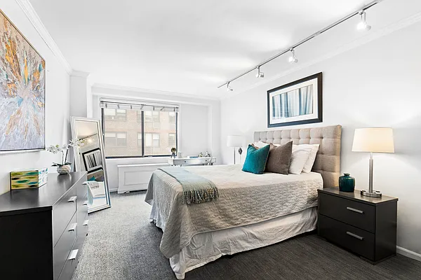 Sold by Douglas Elliman | media 8