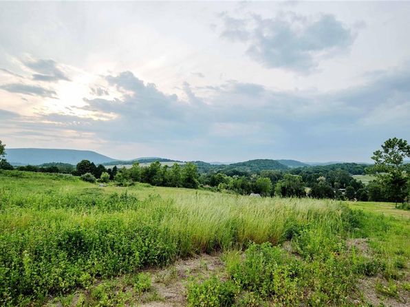 390 Carpenter Hill Road, Pine Plains, NY 12567