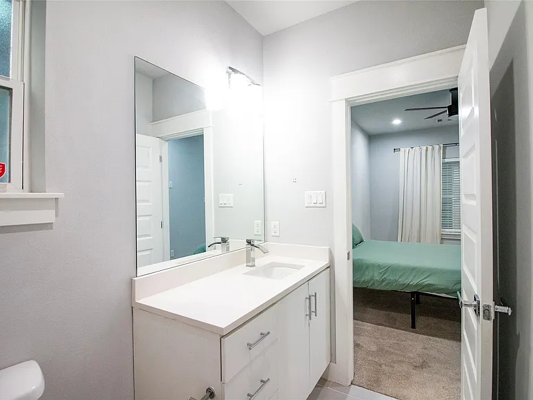 413 Gregg St — Photo 8