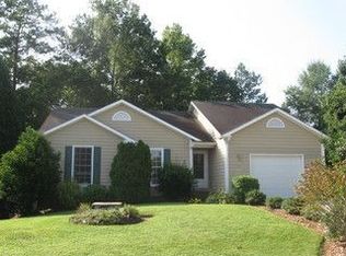 211 Lonesome Pine Dr, Cary, NC 27513