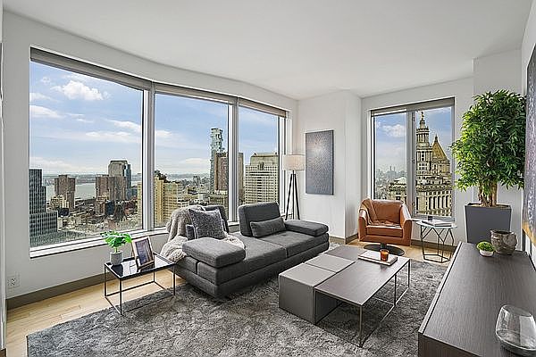 1st image of 8 Spruce St APT 29T