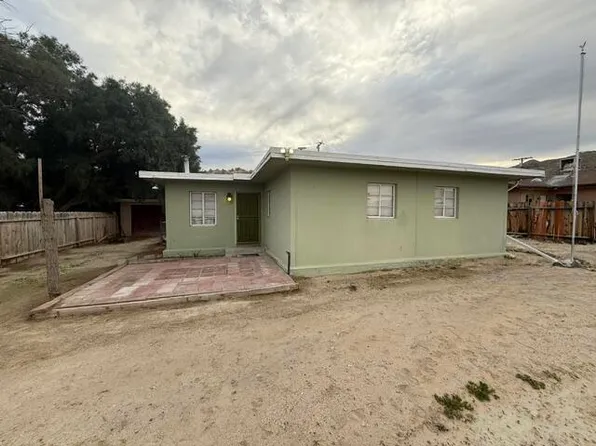 13775 Benton St, Trona, CA 93562