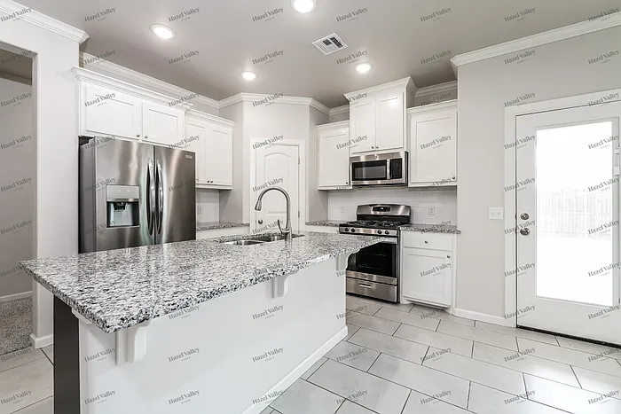 17624 Macarthur Park Rd — Photo 6