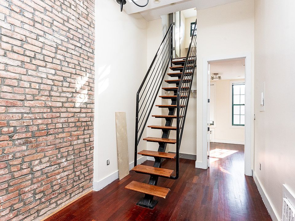 1st image of 187 Stockholm St #3D