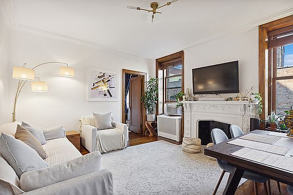 1st image of 527 W 110th St APT 75