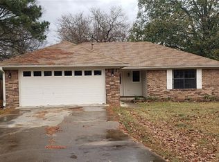 2415 Linda Ct, Van Buren, AR 72956