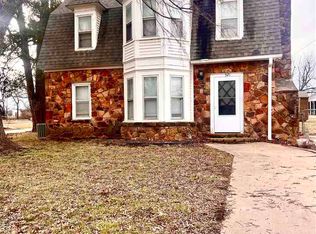 521 S Cleveland Ave, Cushing, OK 74023
