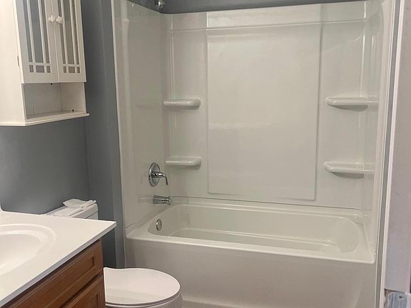 4th image of 109 Arvin Dr