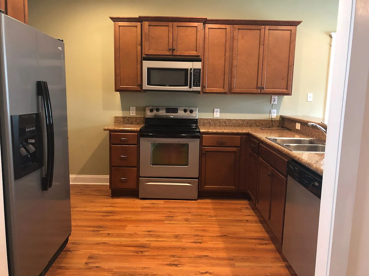 Pre-Leasing For August 5th 2027! — Photo 3