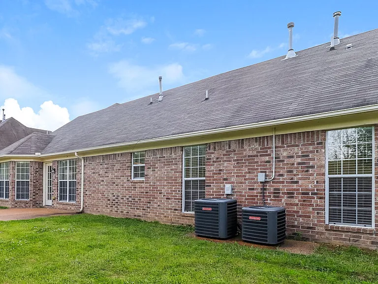 10316 Cottage Oaks Dr — Photo 20