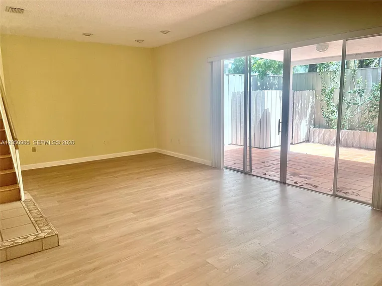 6853 SW 89th Ter — Photo 12