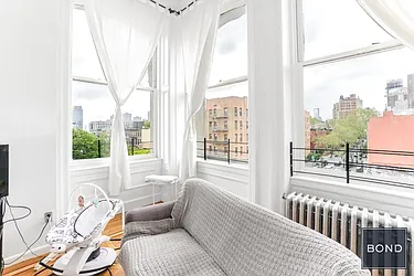 Rented by Bond New York