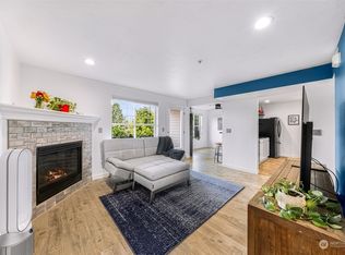 8808 Redmond Woodinville Rd NE APT C102, Redmond, WA 98052