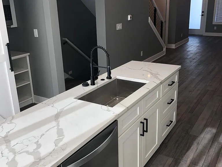 1630 Carrollton Ave — Photo 6