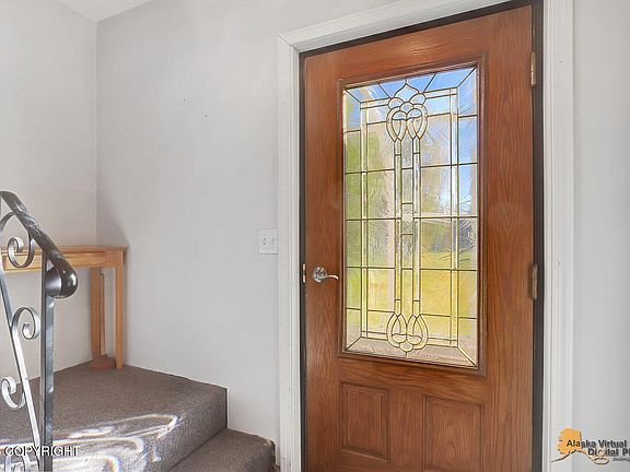 4th image of 1556 G St