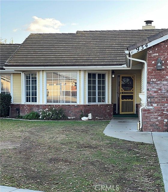1st image of 934 Sunflower Court