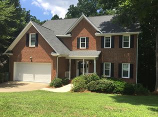 301 Crickentree Dr, Cary, NC 27518