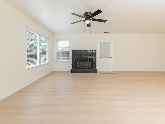 3rd image of 797 Elderwood Lane