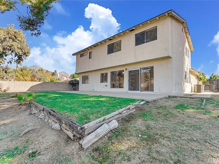 2785 Westfield Pl — Photo 45