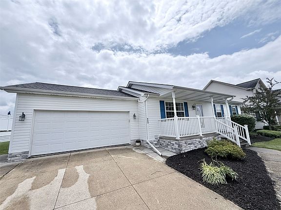 3rd image of 8689 Oriole Dr