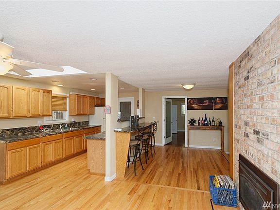 4th image of 12215 86th Avenue Ct E