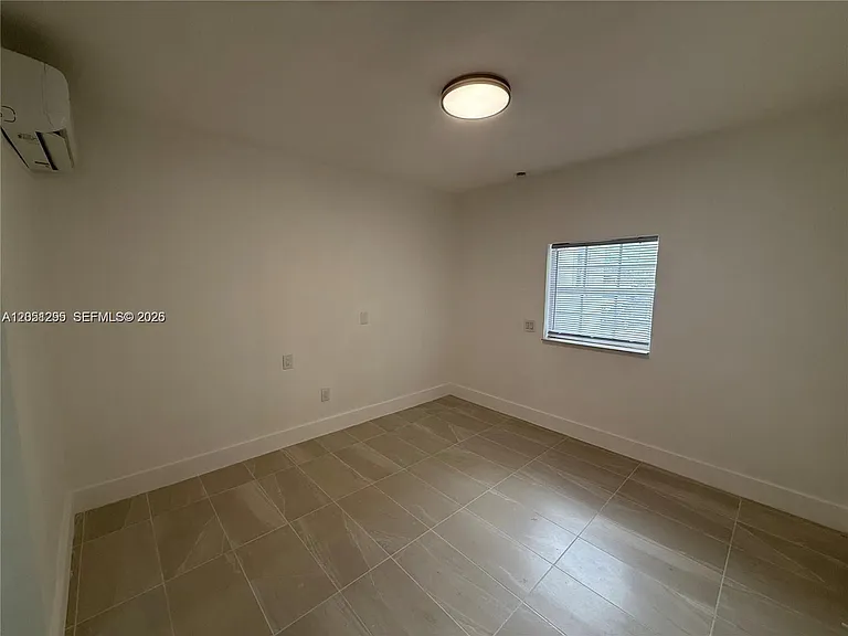 6765 SW 34th St — Photo 7