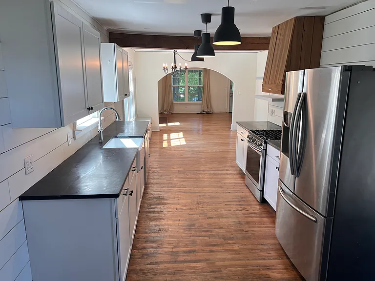 4010 Albemarle Ave — Photo 13