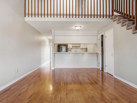 5th image of 6508 N Lagoon Dr