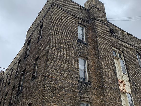4th image of 661 Grand Ave APT 7