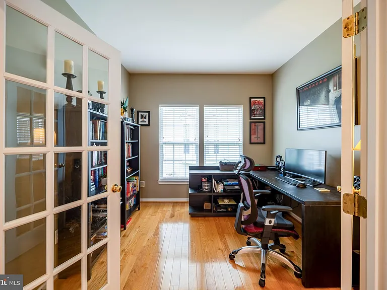 18081 Camdenhurst Dr — Photo 18