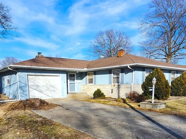 1 Bermuda Ln, Granite City, IL 62040