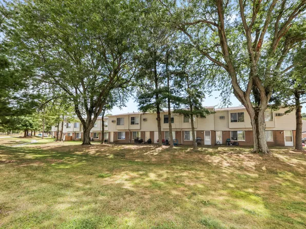 Indian Valley Apartments, 1928 Mohawk Pl #6-1981, Kent, OH 44240