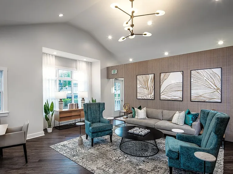 Leasing Office