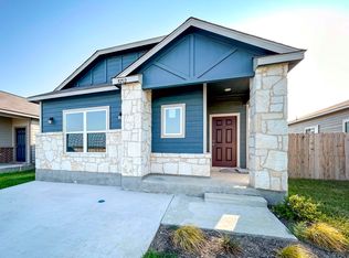 5712 Saint Amy Dr, Laredo, TX 78046