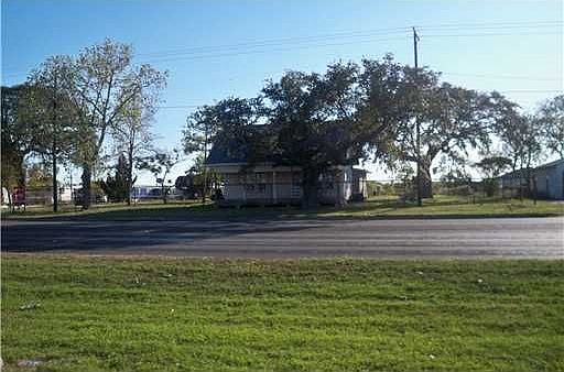 1st image of 2185 W Wheeler Ave