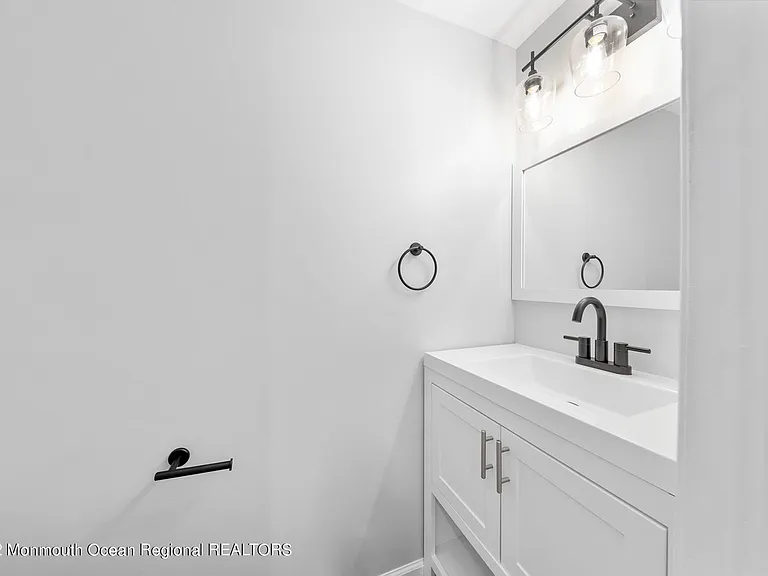 171 Friendship Rd — Photo 4