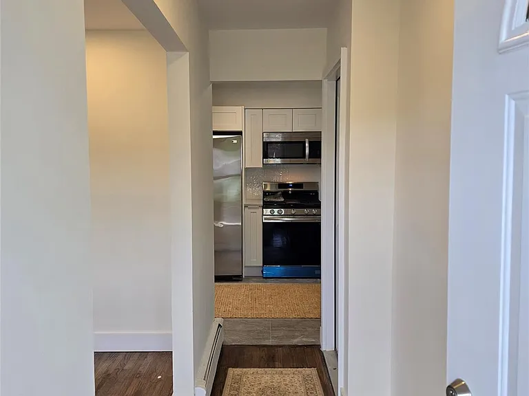 90 Blue Point Rd — Photo 5