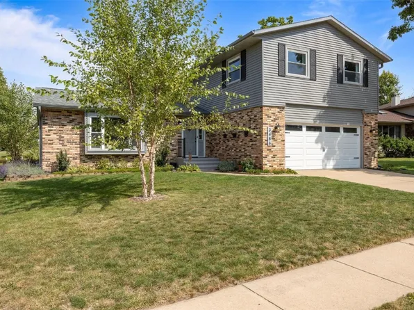 3486 Raven Ln NE, Cedar Rapids, IA 52402