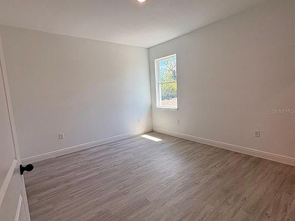 5th image of 7838 N SARAZEN DRIVE