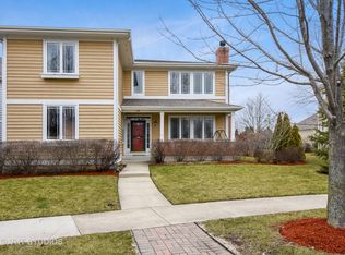 316 Donnelley Pl, Vernon Hills, IL 60061
