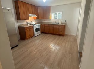74 Bond St ROOM 1, Staten Island, NY 10302