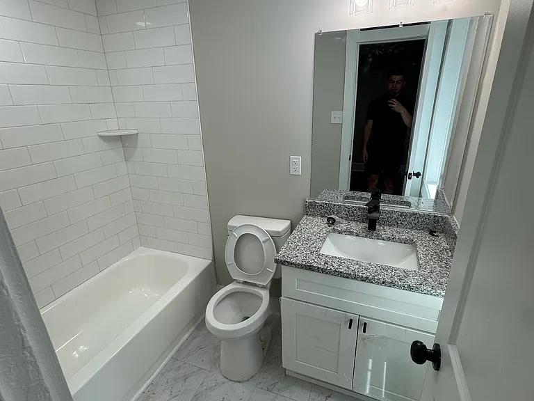 3615 Stockton St #2 — Photo 2